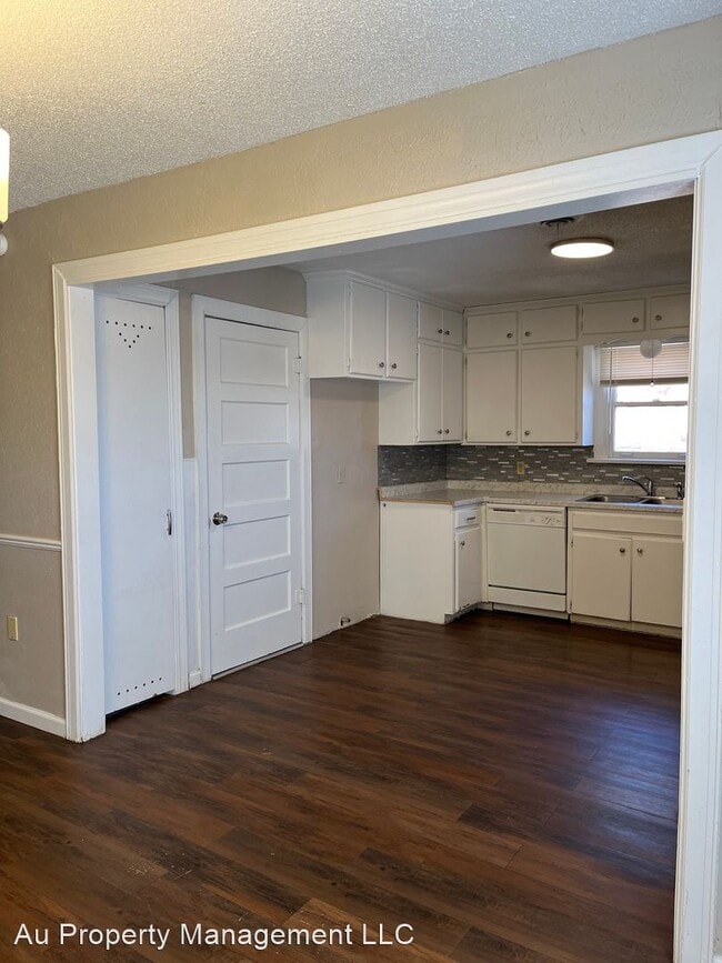 Building Photo - 2 br, 1 bath House - 1105 S AVONDALE ST