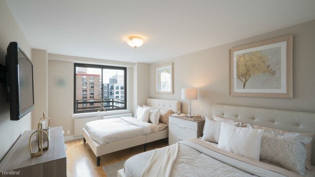Foto del edificio - 784 Columbus Ave