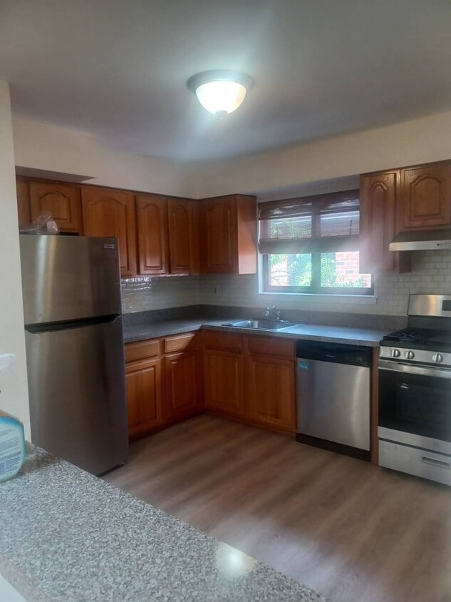 Foto principal - 156-10-156-77 77th St
