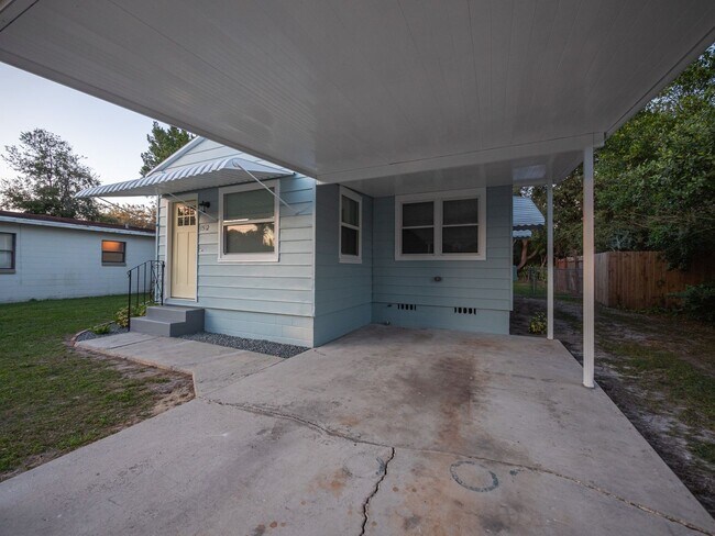 Building Photo - Historic District Rental Property!