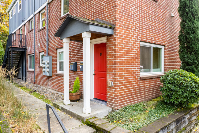 Typical Entrance - Macleay Park Condominiums