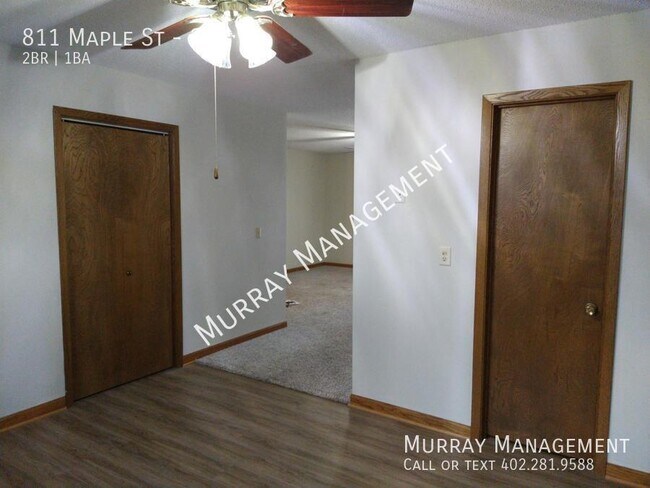 Foto del edificio - 811 Maple St