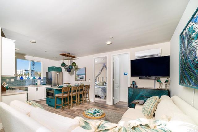 Foto del edificio - 150 S Myers St