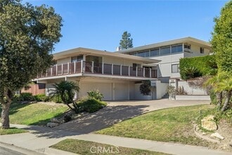 Building Photo - 7206 Crest Rd