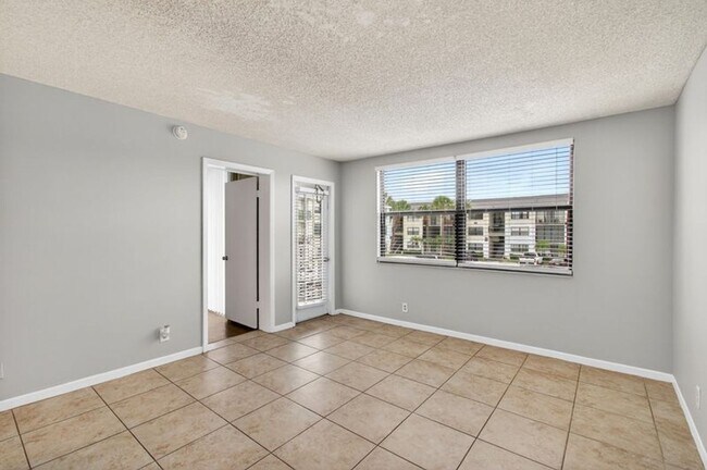 Foto del edificio - Move-In Ready Rental near Tanger Outlets!