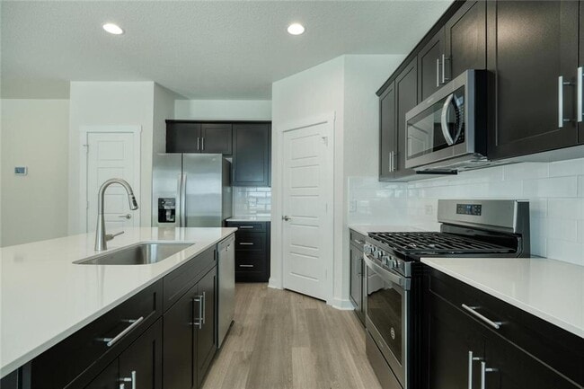 Building Photo - 1049 Winnsboro Dr