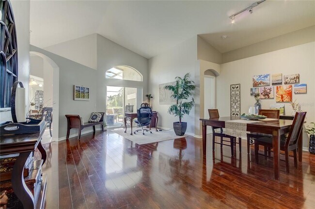 Foto del edificio - 10126 Kingsbridge Ave