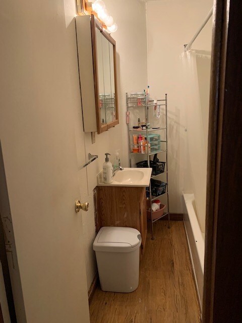 Foto del edificio - 368 Ruxton Ave