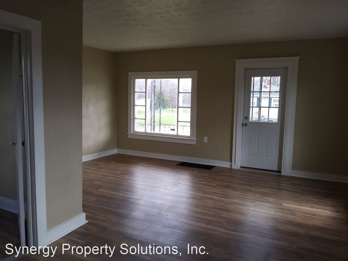 Foto principal - 800 S Wiley St