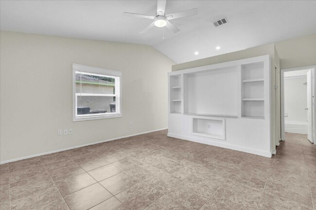 Building Photo - 3808 25th St W