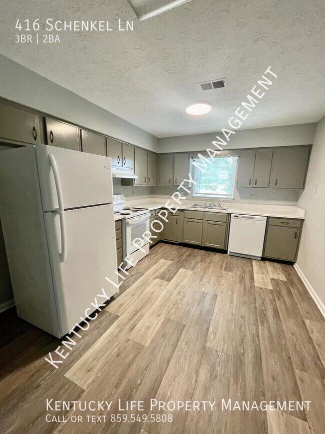 Building Photo - 416 Schenkel Ln
