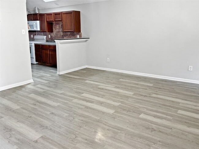 Foto del edificio - 23211 Tree House Ln