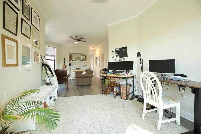 Foto del edificio - 2909 N Mildred Ave