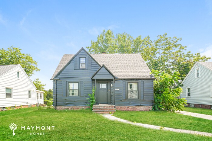 3083 Joslyn Rd Cleveland, OH 44111 – photo 1