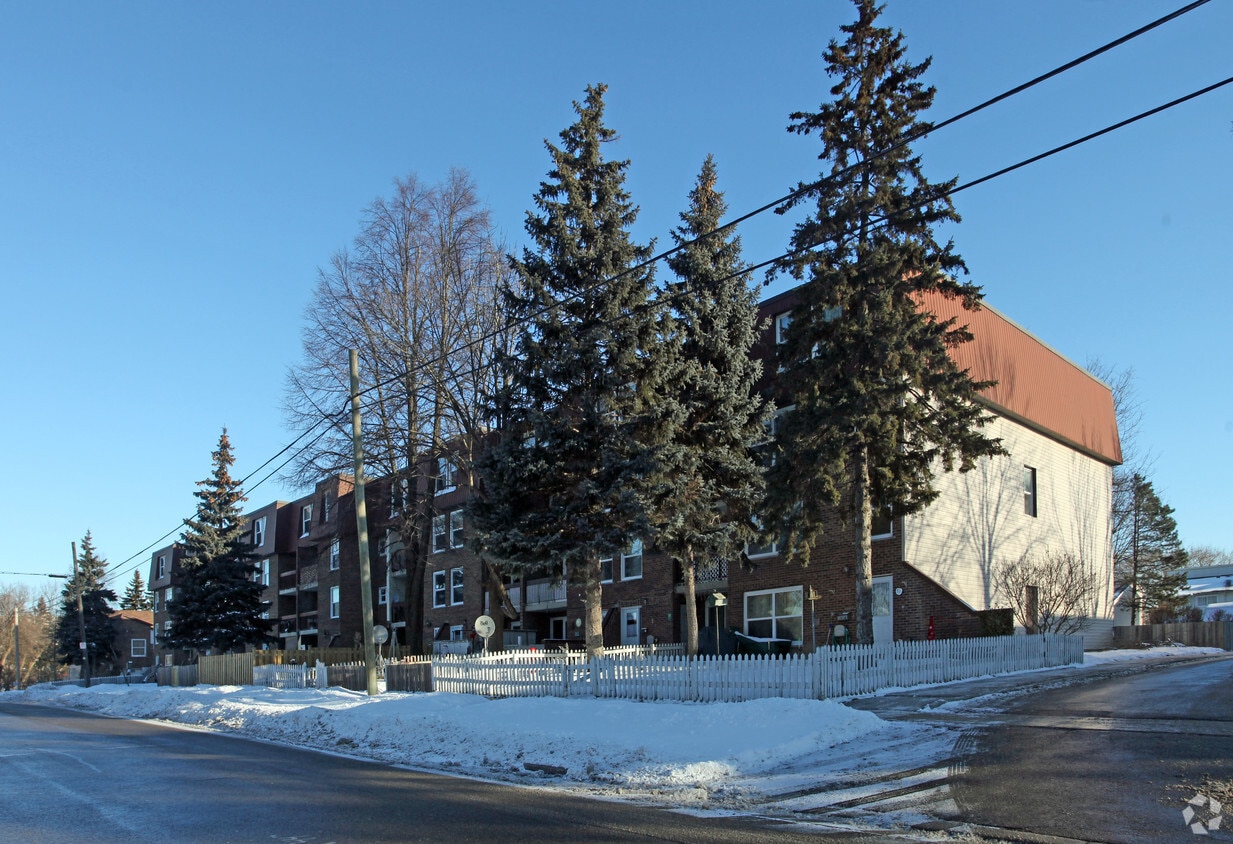 Building Photo - Lawlor Court Co-Operative Inc
