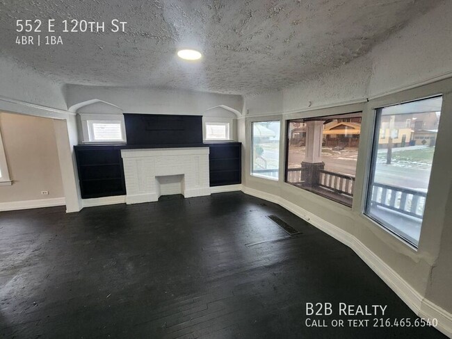 Building Photo - 552 E 120th St