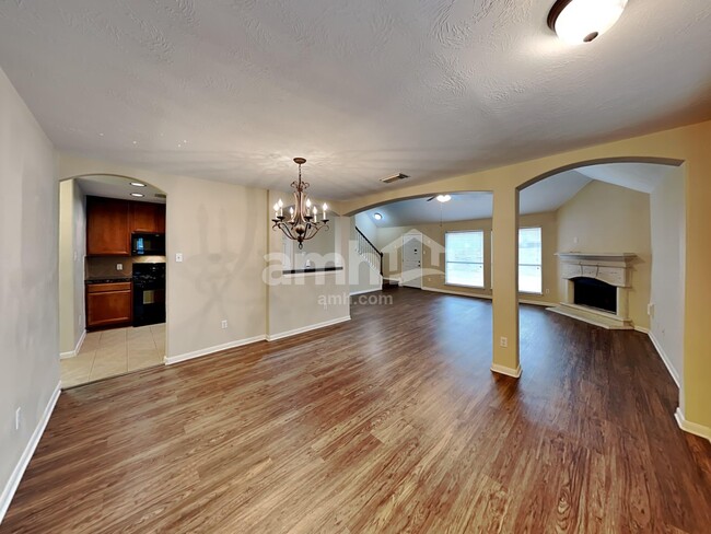 Building Photo - 8831 Windfern Trace Dr