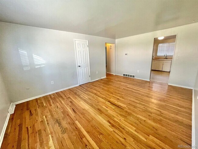 Foto del edificio - Charming 2BR Duplex in Littleton