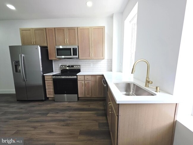 Photo - 1520 S 22nd St Apartment