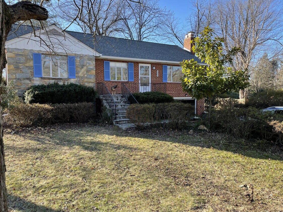 Primary Photo - 3322 Wraywood Pl