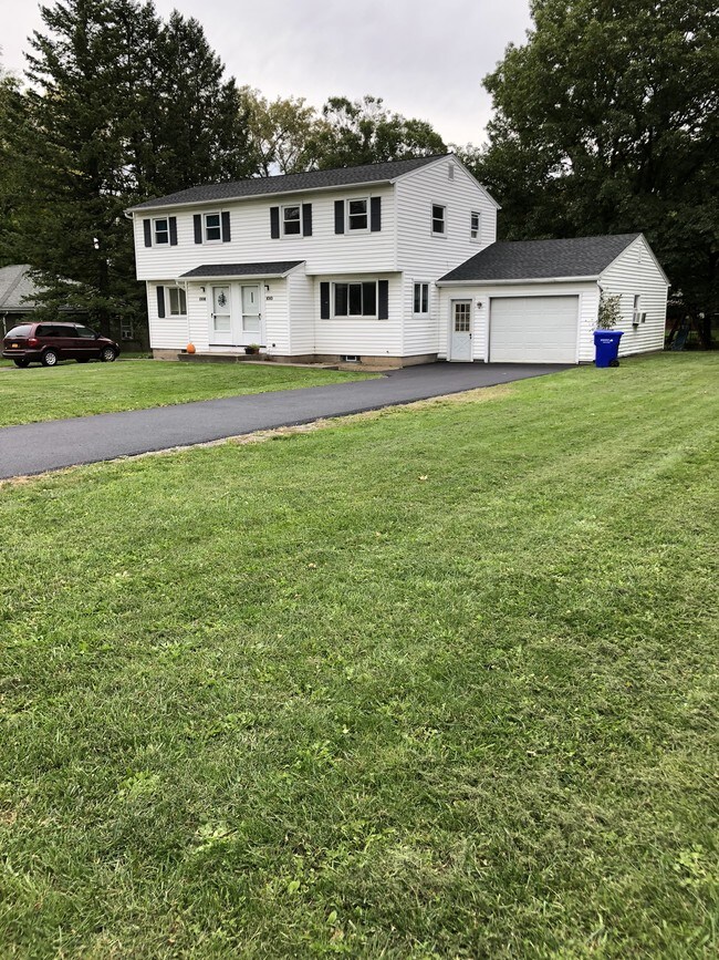 1010 Gravel Rd, ster, NY 14580 Townhouse for Rent in ster, NY