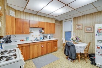 4219 7th Ave