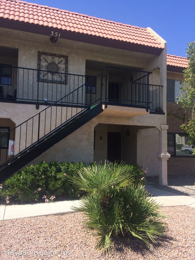 Primary Photo - 351 Lake Havasu Ave N