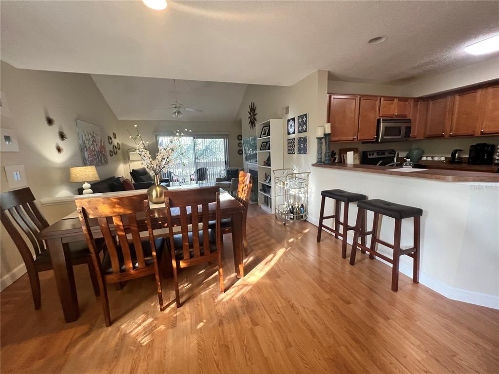 Foto principal - 115 112th Ave NE