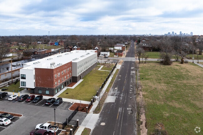 Aerial Photo - Alumnus Gardens