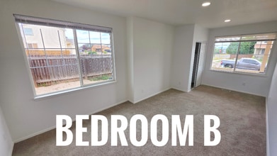 Building Photo - 1805 Dewhirst Dr