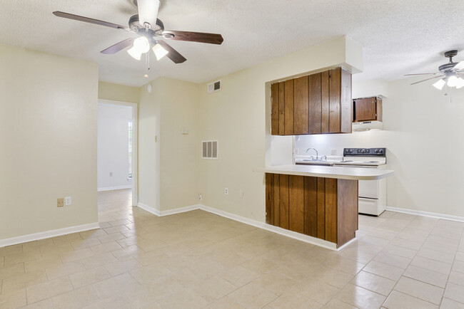 Building Photo - 6869 Rembrandt Ave