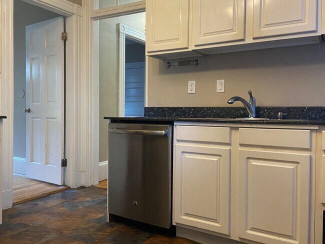 Foto del edificio - 1 Parker Hill Ter