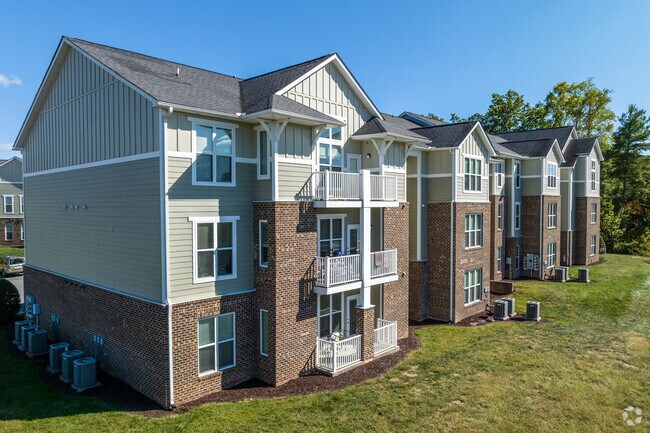 Foto del edificio - Ballantyne Commons of Hendersonville