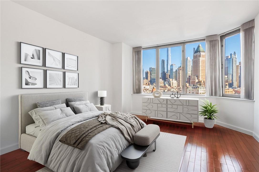 Primary Photo - 500 W 43rd St