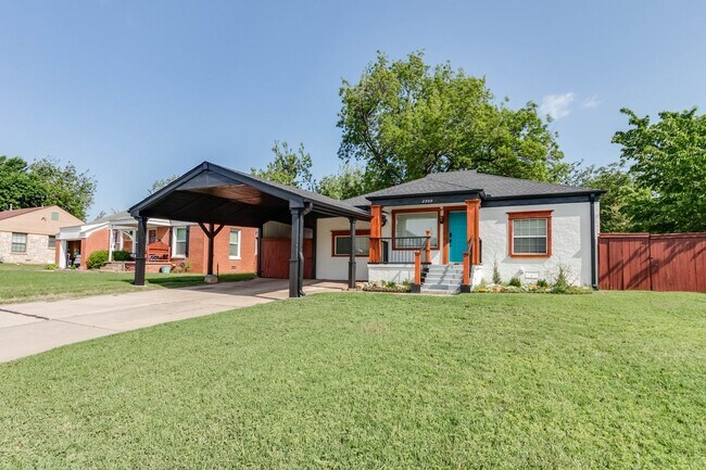 Foto del edificio - Luxury remodel in NW Oklahoma City