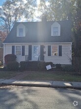 Building Photo - 4603 Knox Rd