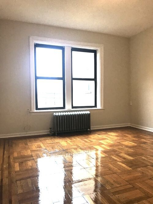 Foto del edificio - 605 E 16th St