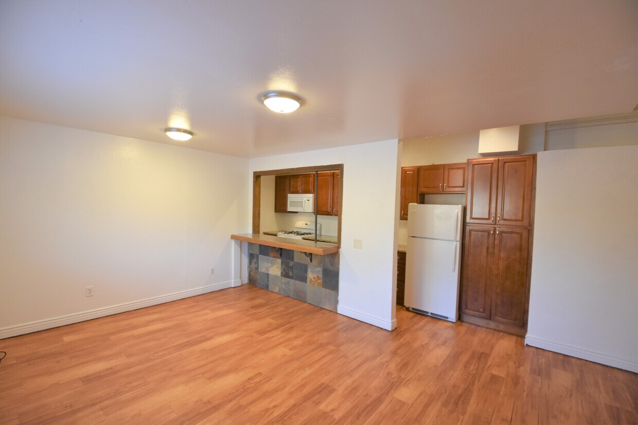 1105 11th St, Boulder, CO 80302 - 1105 11th St Boulder, CO 80302