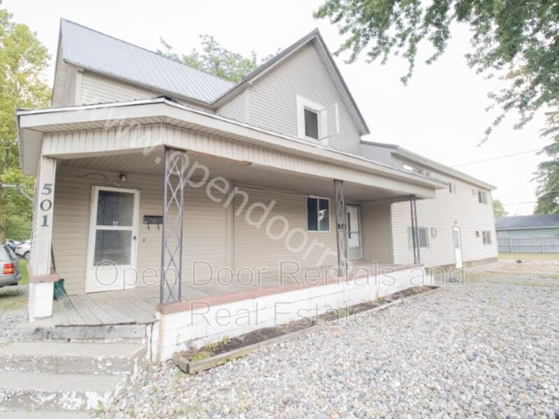 501 N Broadway St Unit F, Butler, IN 46721 Condo for Rent in Butler