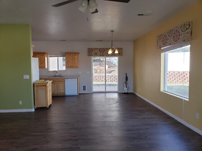 Building Photo - 2324 Webb Cir