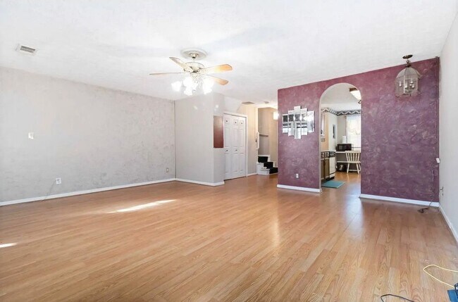 Foto del edificio - 1505 Idlewood Rd