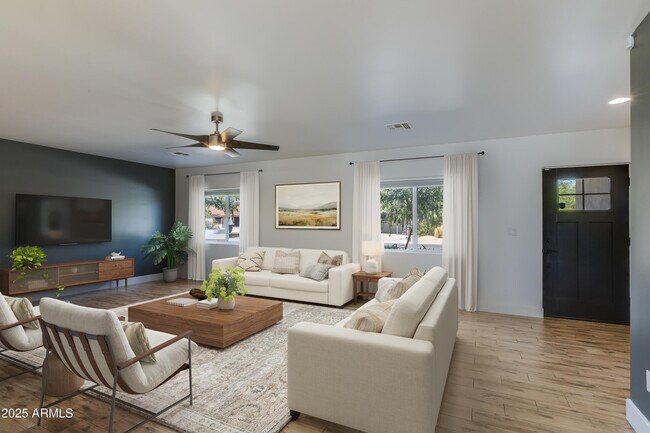 Foto del edificio - 4427 E Turney Ave