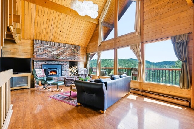 Foto del edificio - 6060 Kilimanjaro Dr