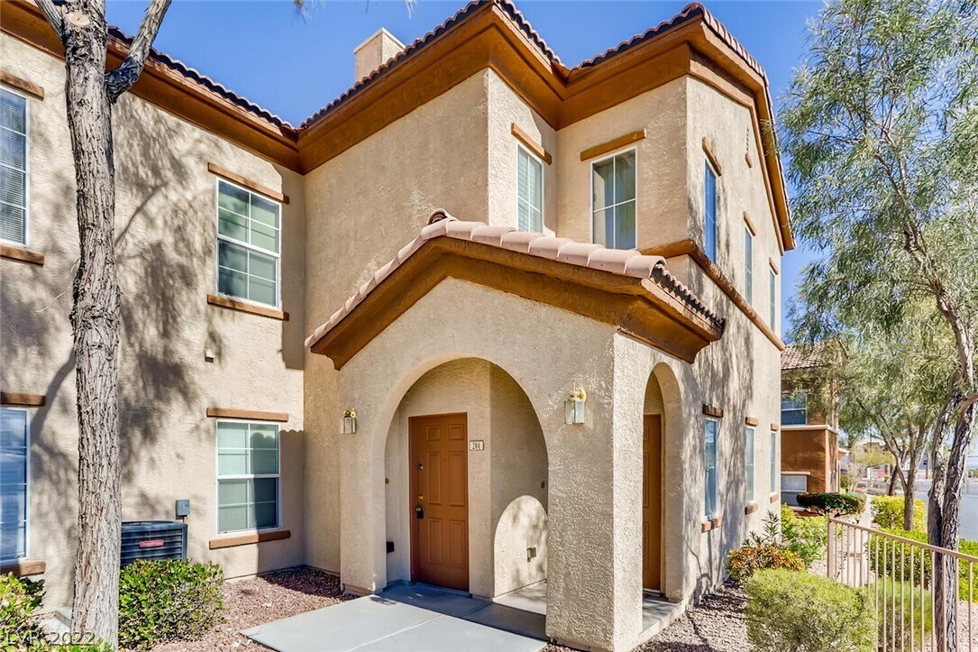 3810 Wiggins Bay St Unit 204, Las Vegas, NV 89129 Condo for Rent in