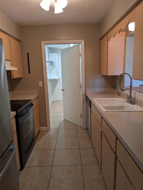 Foto del edificio - 931 Cedar Cir