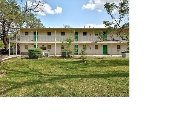 Building Photo - 5320 Balcones Dr