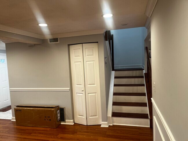 Building Photo - 1659 Sierra Woods Ct