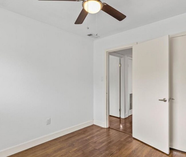 Foto del edificio - 4817 Griggs Rd