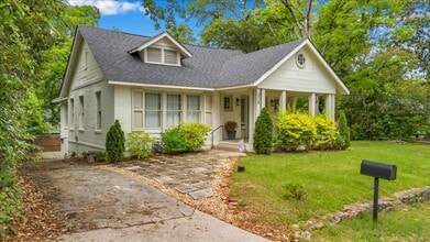 Building Photo - 318 Corbin Ave