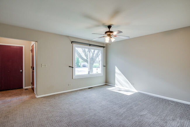 Building Photo - 1160 Brockton Ct